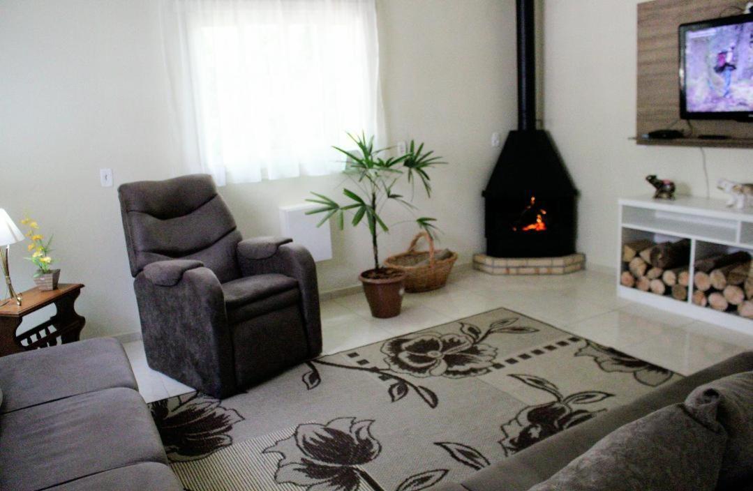 Hospedagem Vo Lina Apartment Gramado Exterior photo